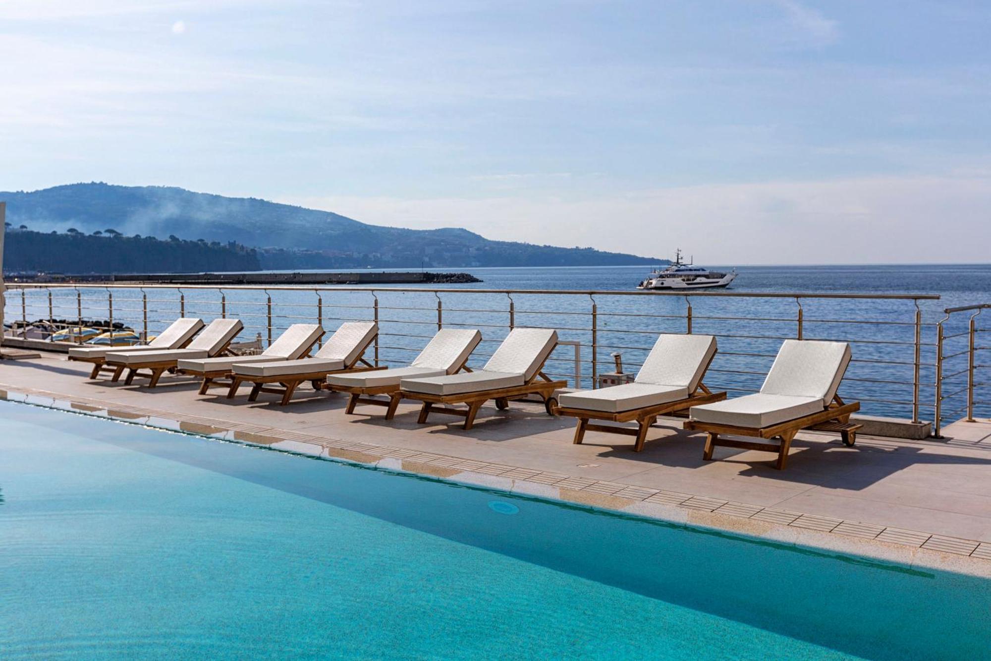 Alimuri Bay Resort Мета Екстер'єр фото